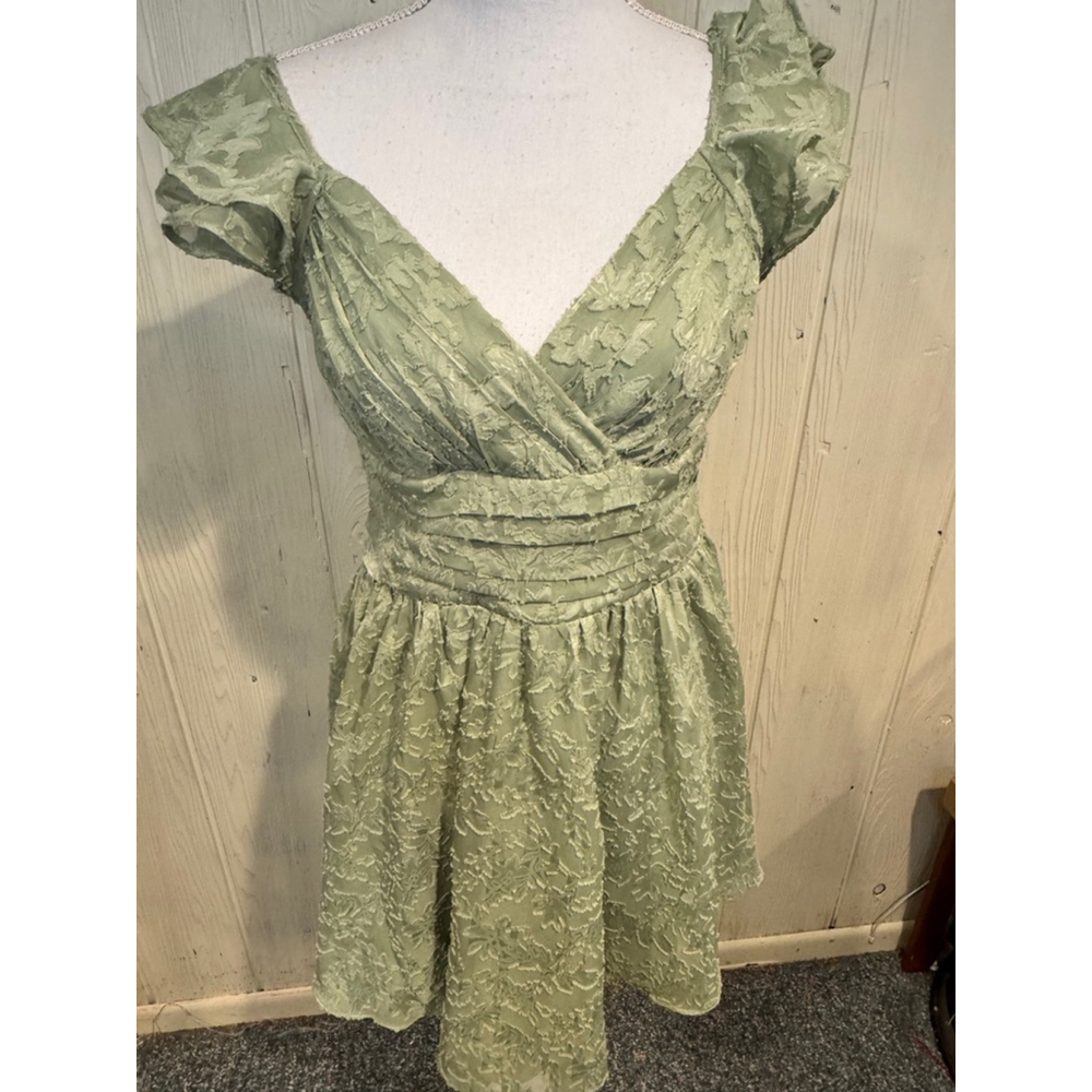 Selfie Leslie Dress Size M Green - Picture 3 of 14